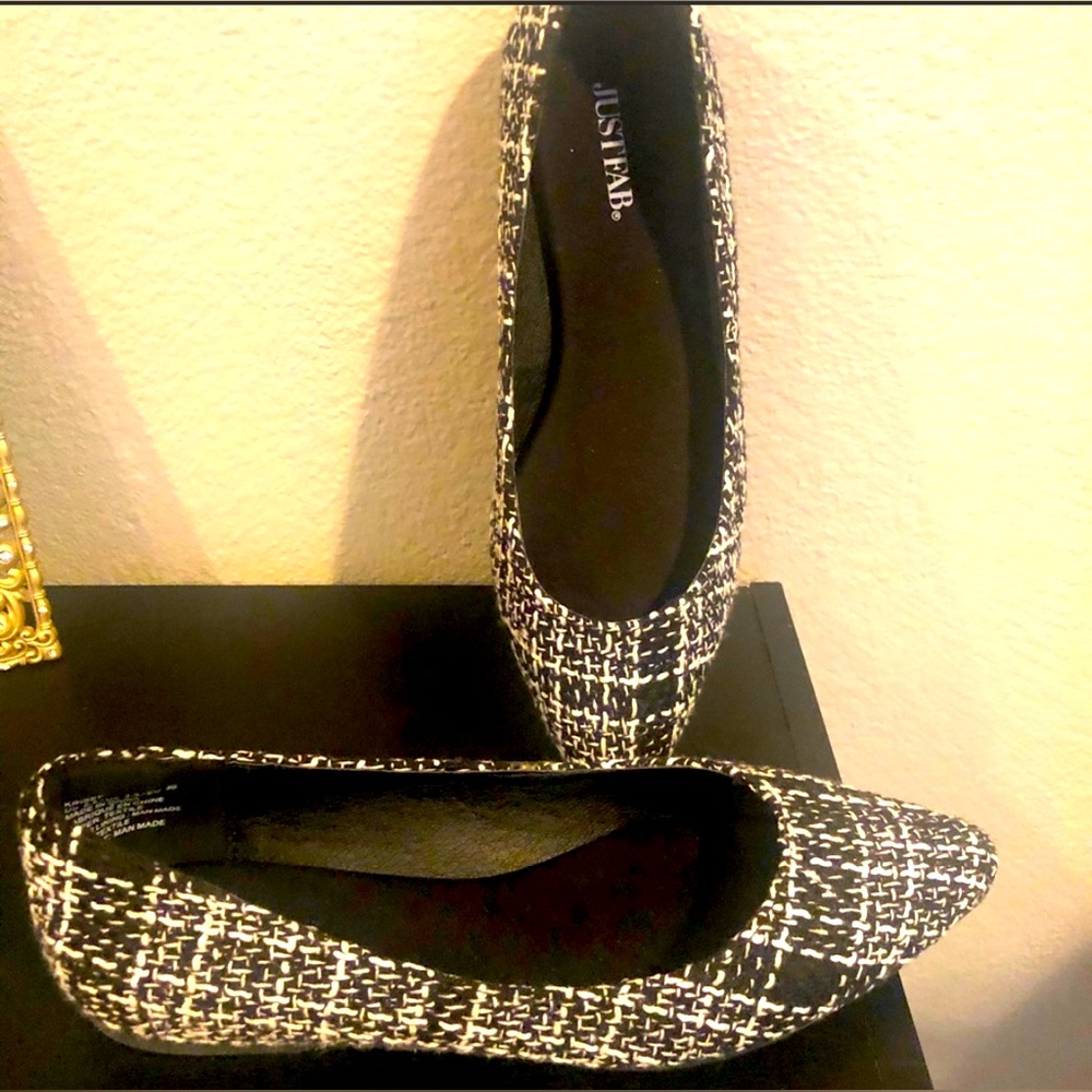 Brand New! Just Fab Krissy plaid pointed flats size 5.5